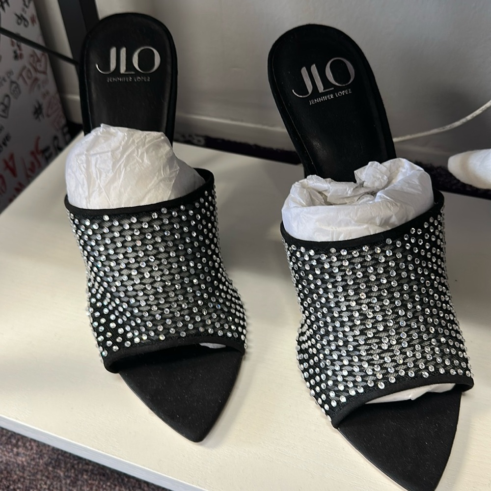 Jennifer Lopez shoes